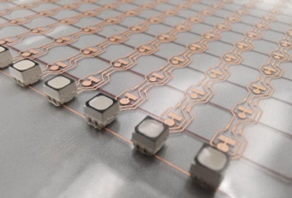   玻璃基板电路加工